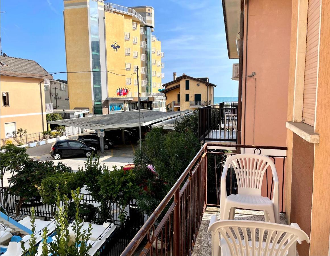 Appartamento Palma Carraro Immobiliare Jesolo - Family Apartments 외부 사진